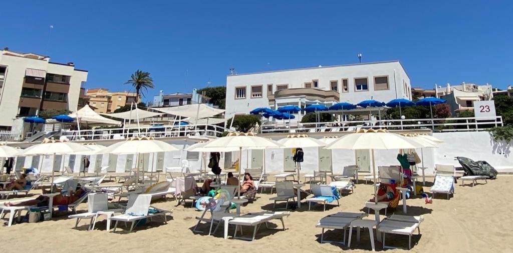 Hotel Sirenetta Anzio Bagian luar foto