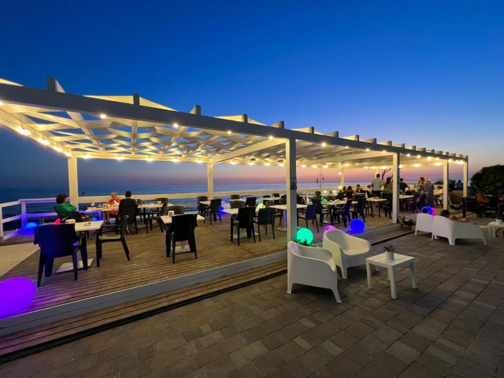 Hotel Sirenetta Anzio Bagian luar foto